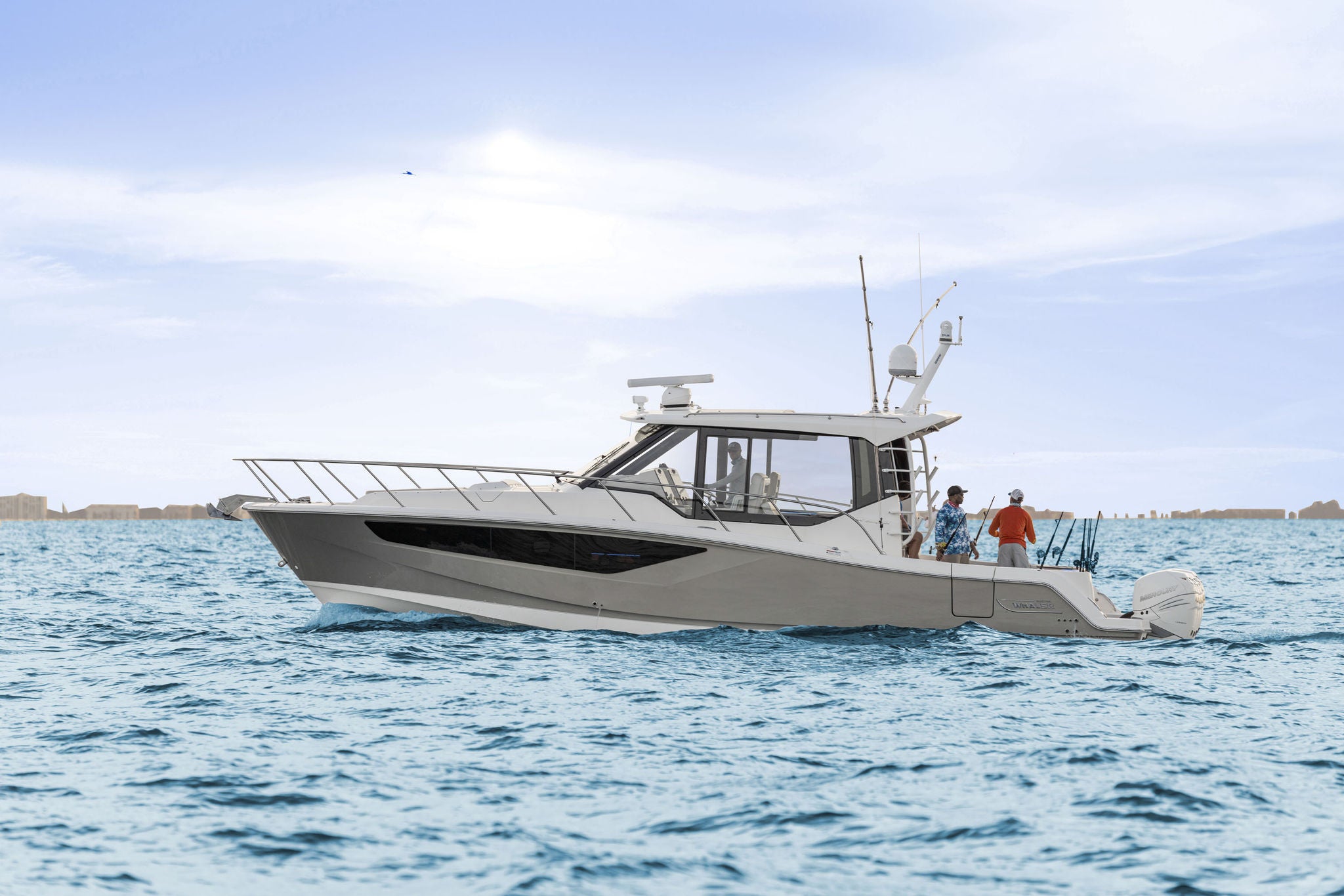 Boston Whaler 405 Request Lifestyle