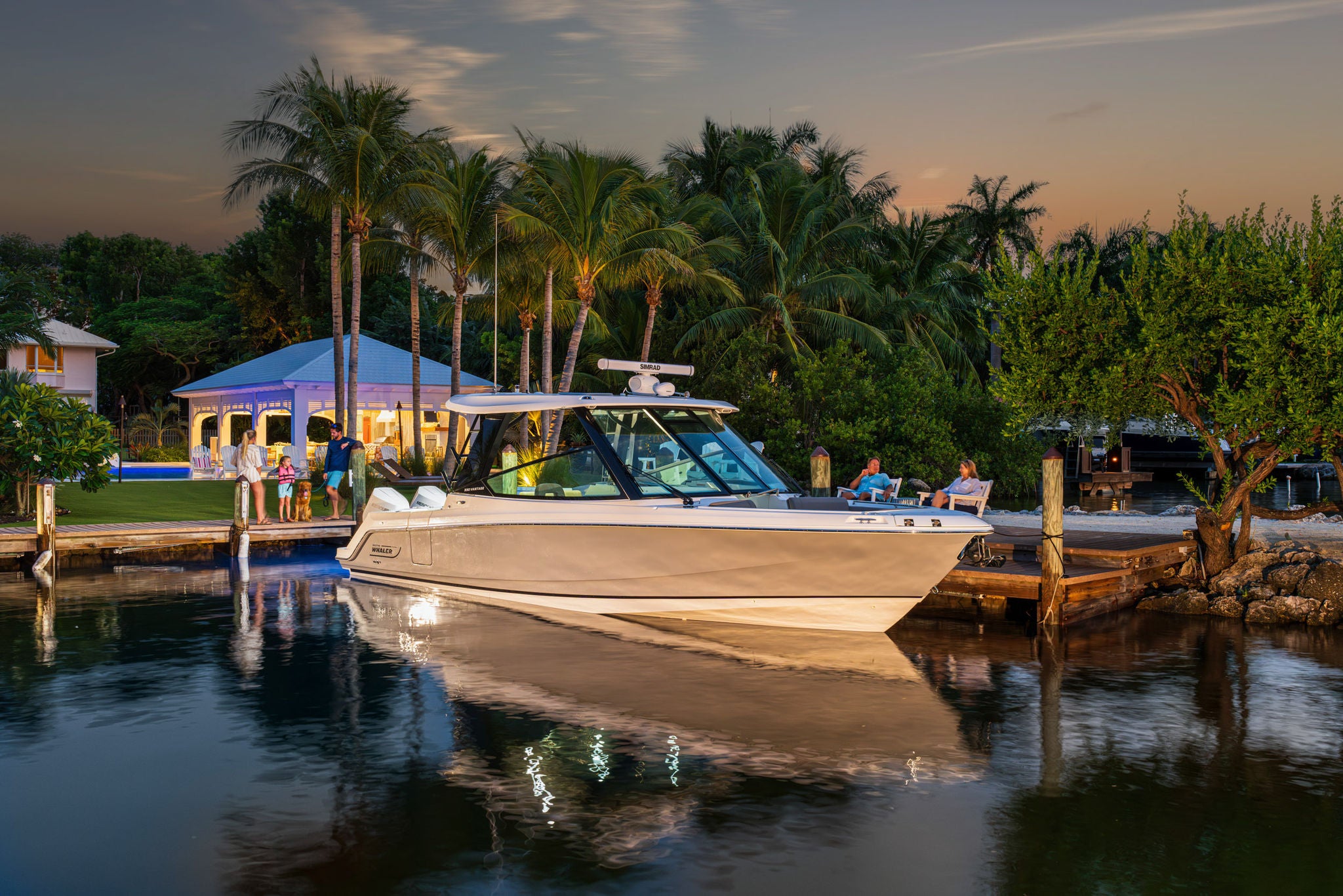 Boston Whaler 330 Vantage