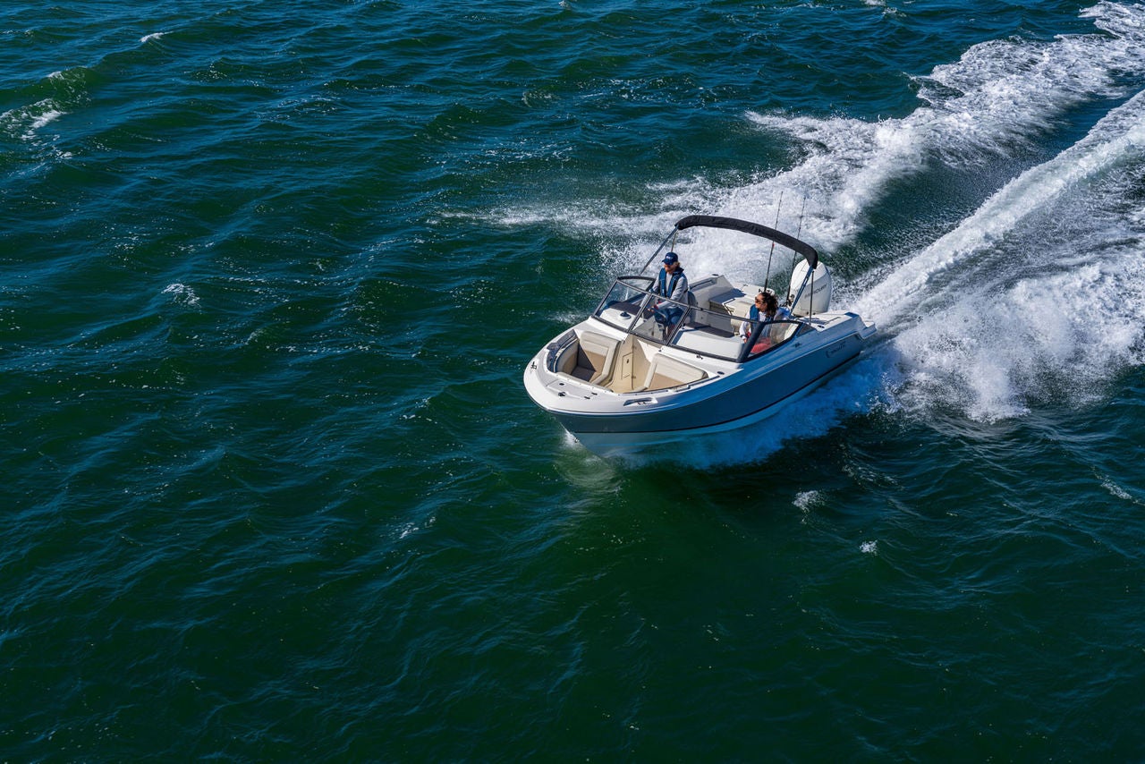 Boston Whaler 210 Vantage