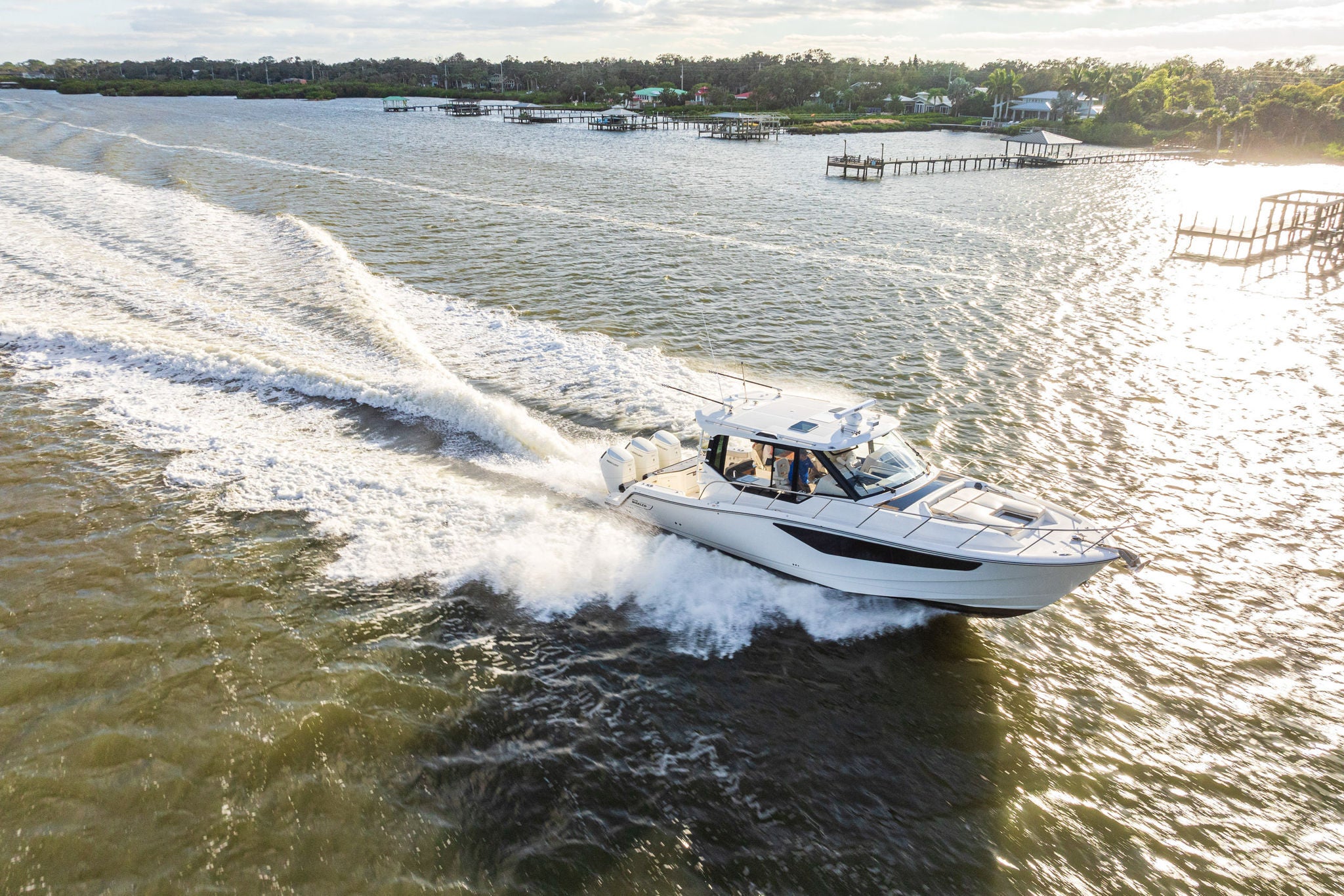 Boston Whaler 405 Conquest