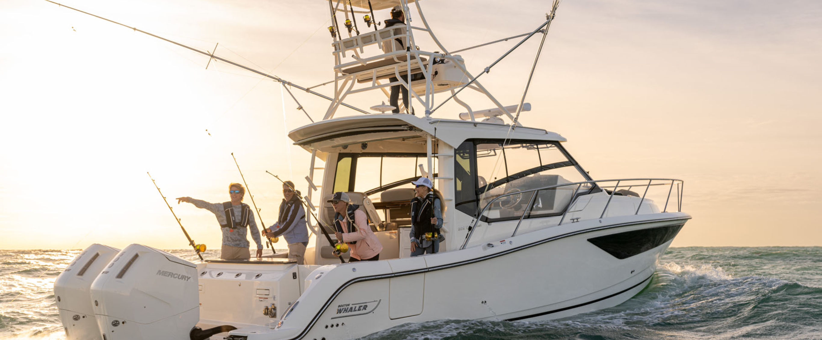 Boston Whaler 365 Conquest