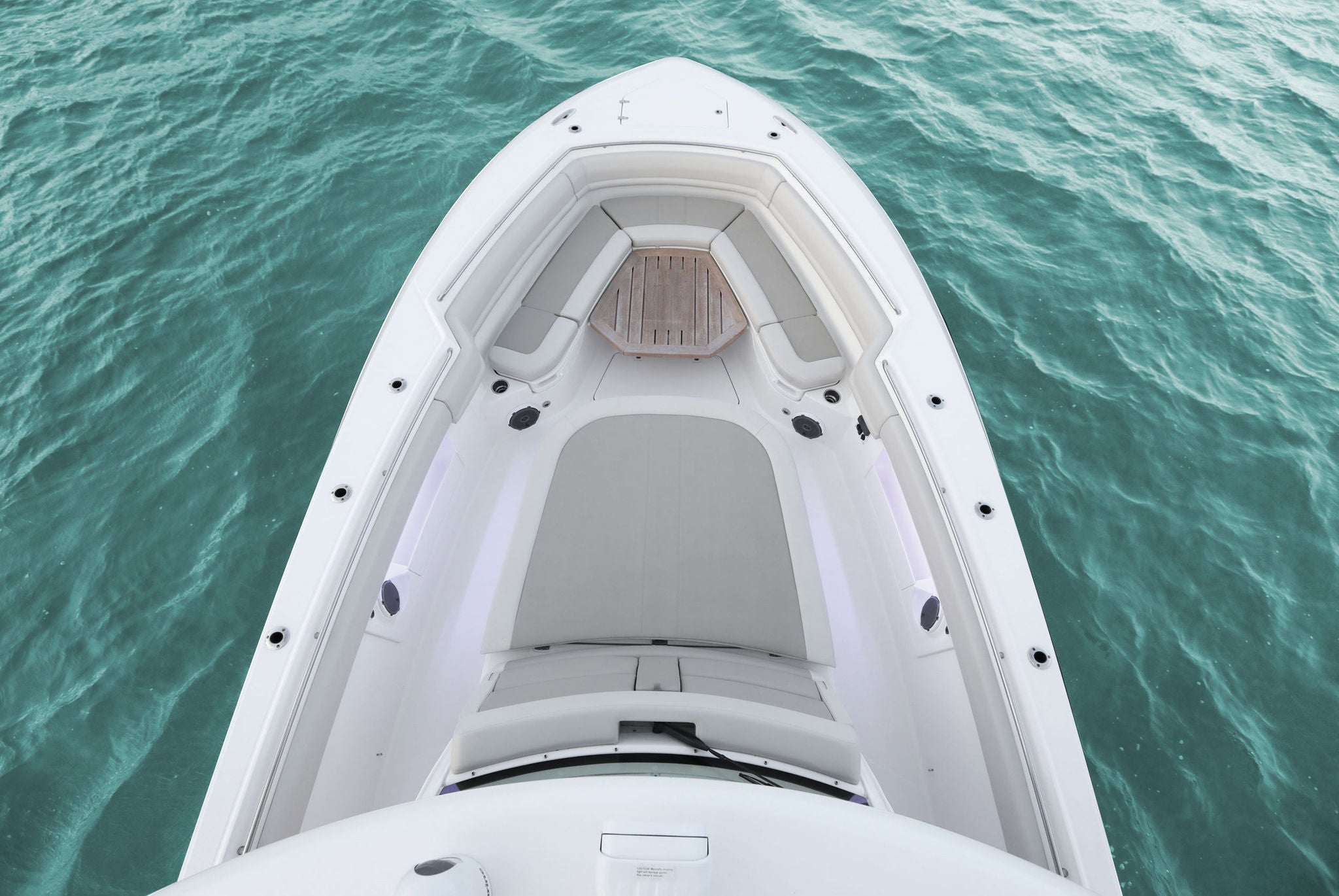 Boston Whaler 380 Outrage