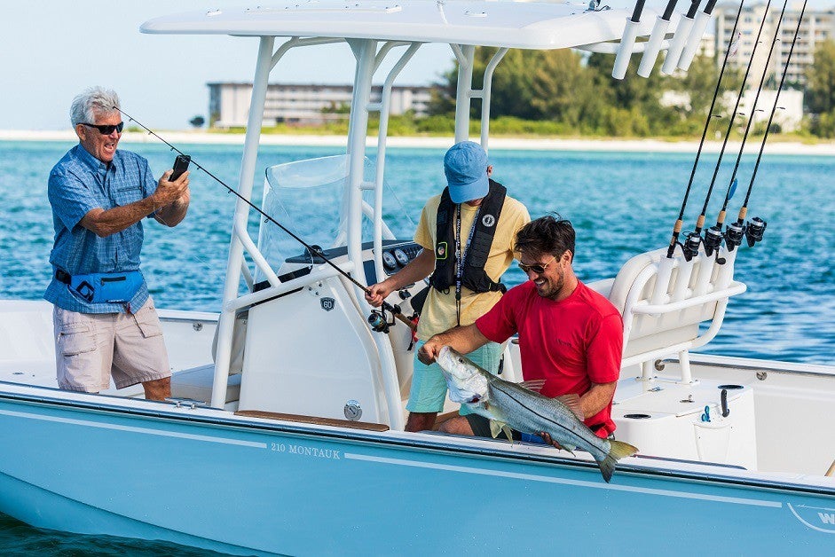 Boston Whaler 210 Montauk