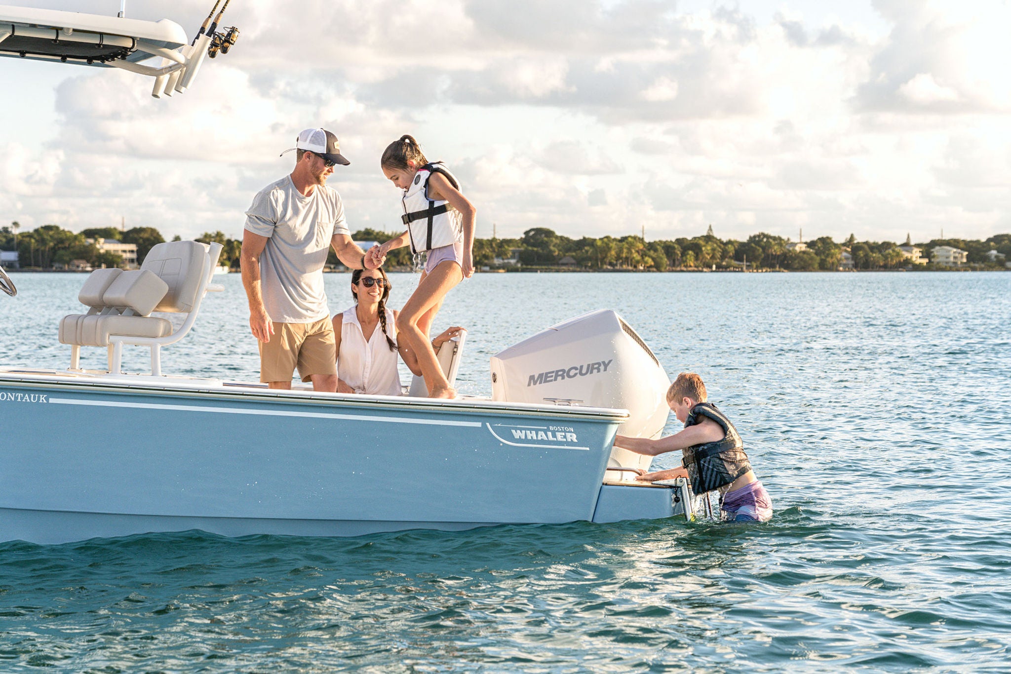 Boston Whaler 210 Montauk