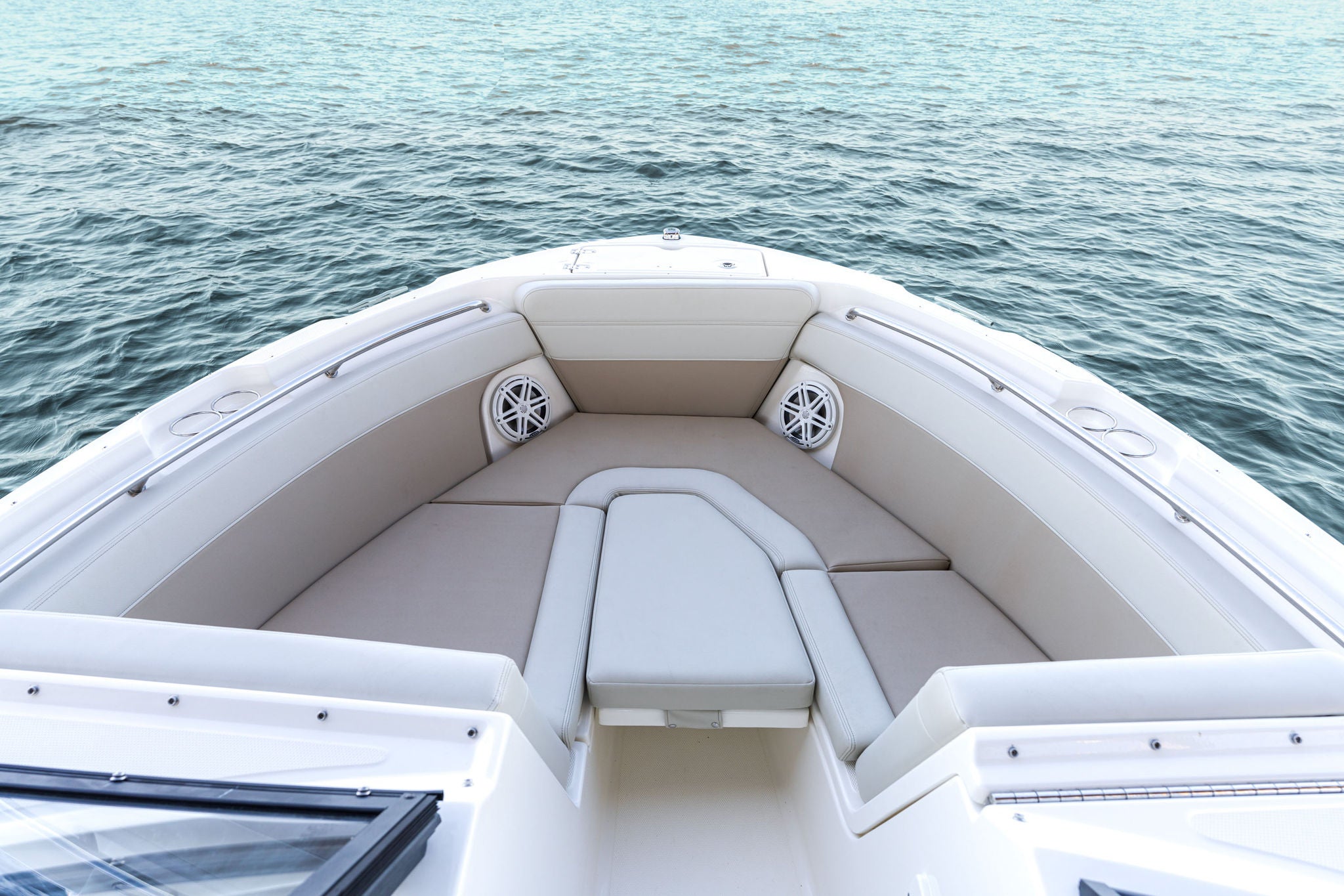 Boston Whaler 210 Vantage Lifestyle