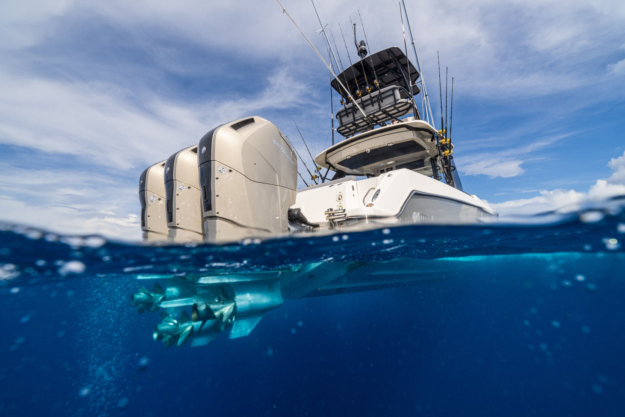 Boston Whaler 420 Outrage