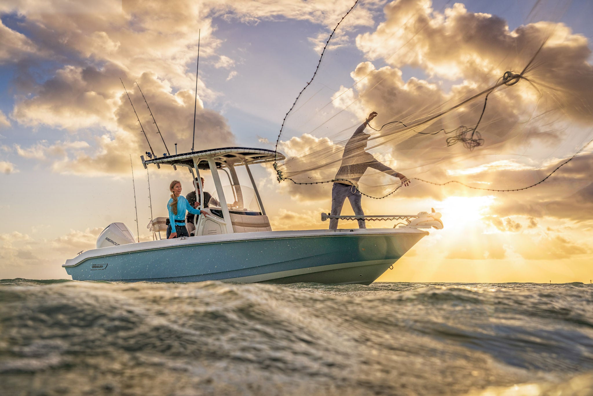 Boston Whaler 220 Dauntless