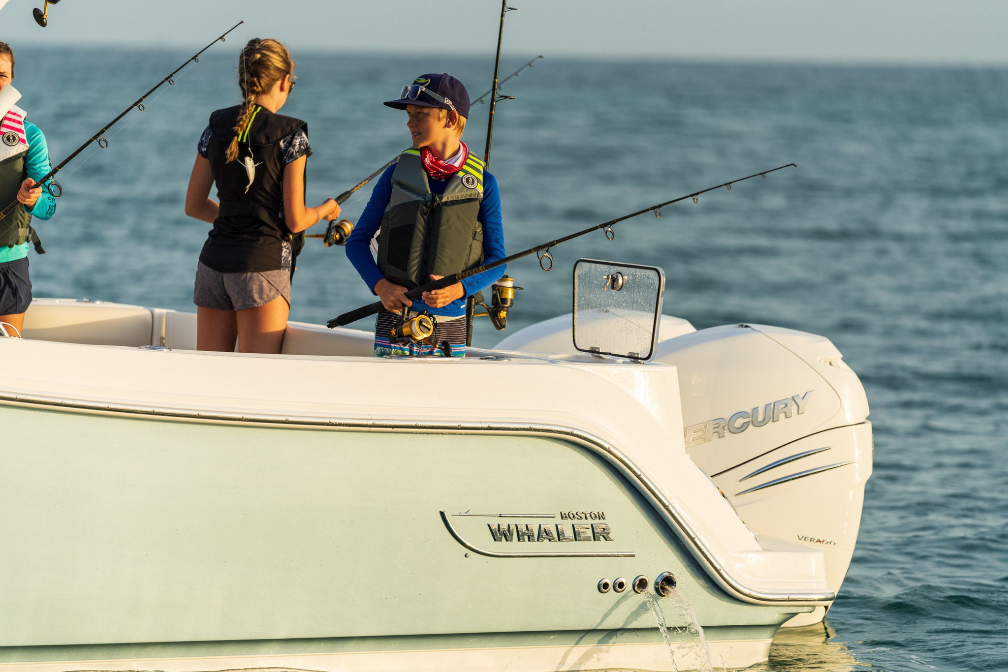 Boston Whaler 325 Conquest