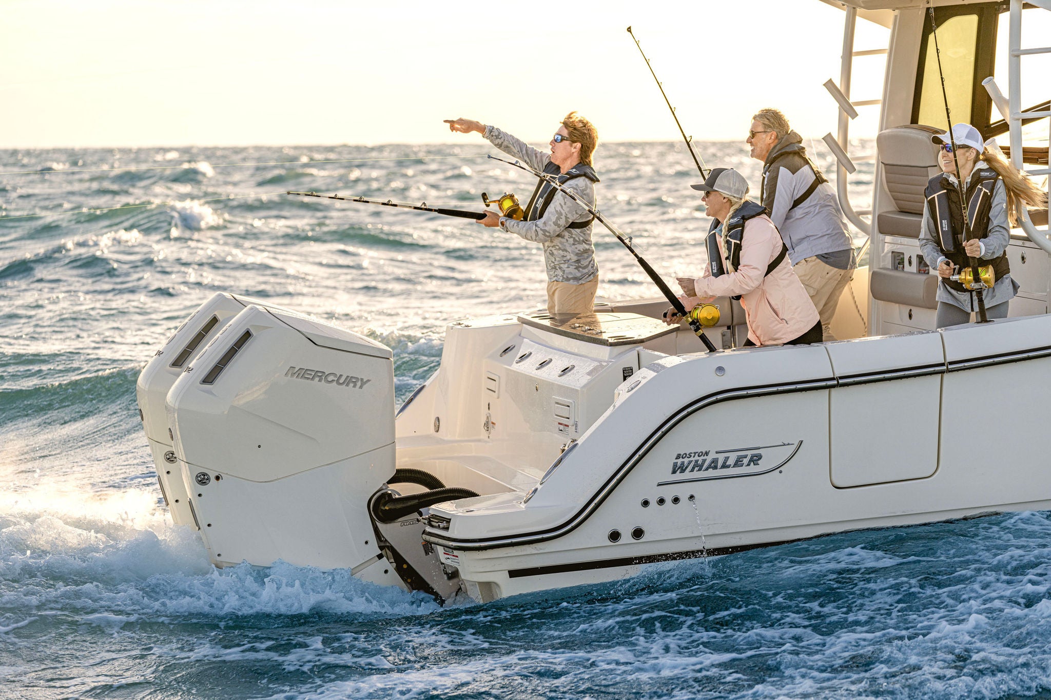 Boston Whaler 405 Request Lifestyle
