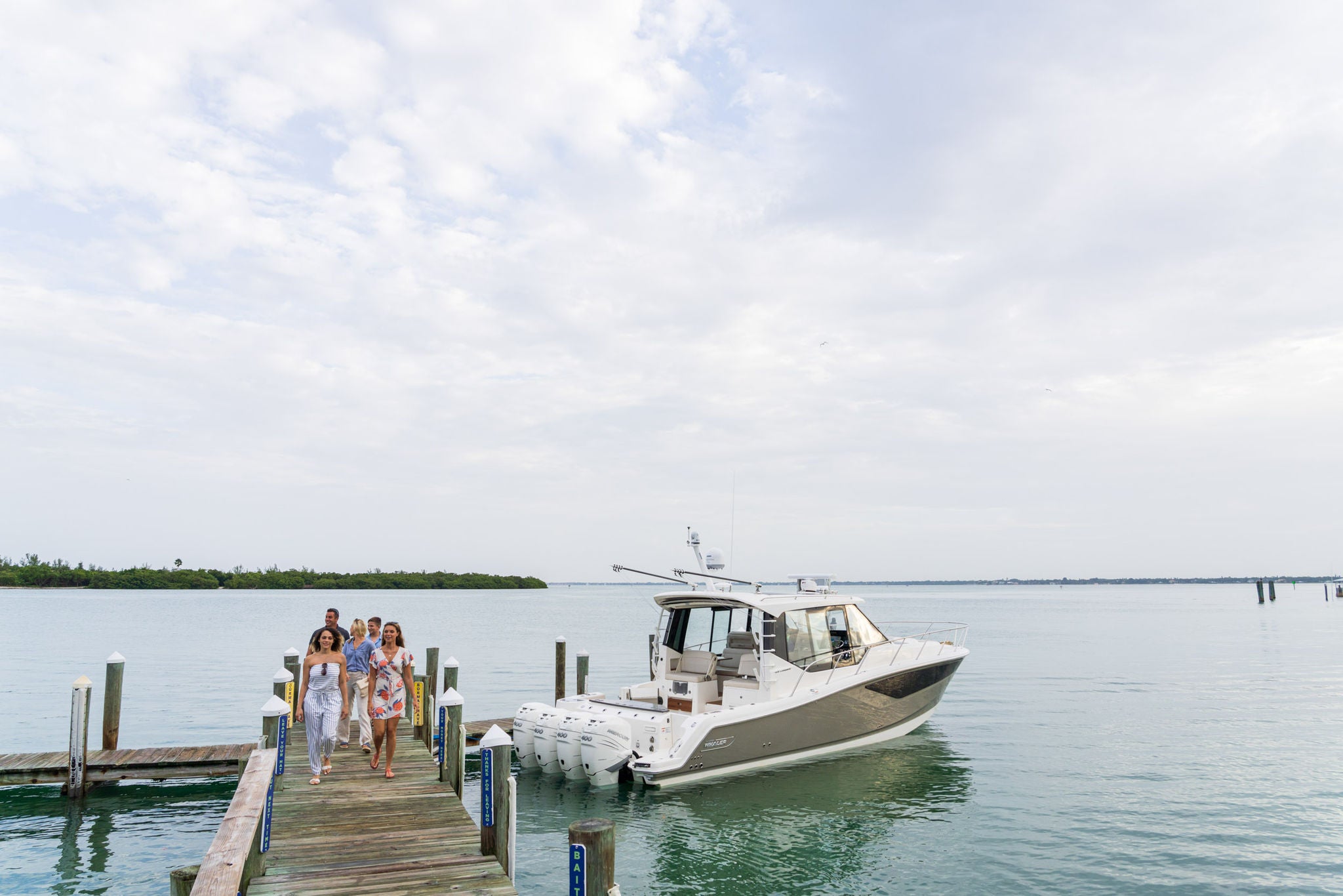 Boston Whaler 405 Conquest