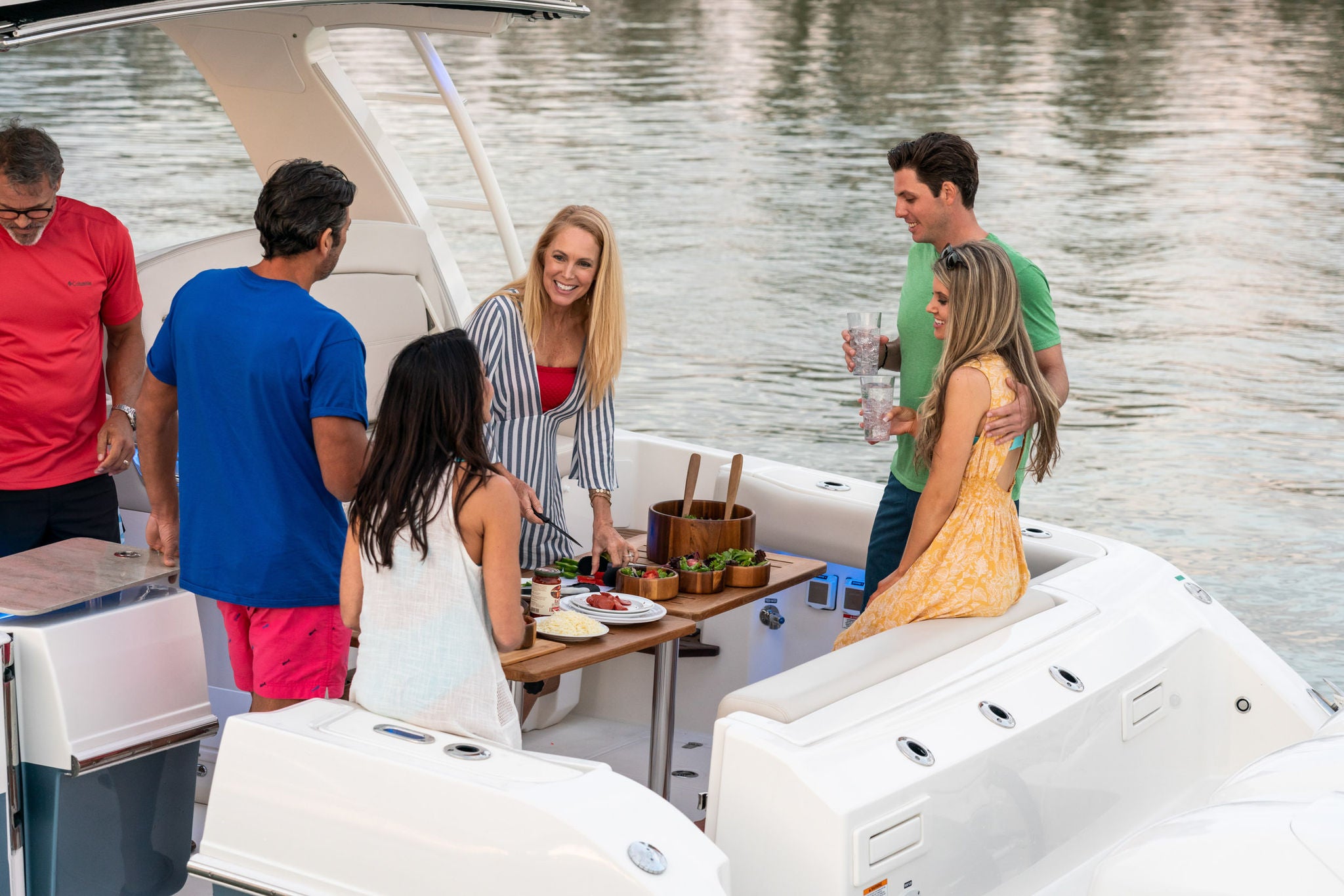Boston Whaler 380 Realm