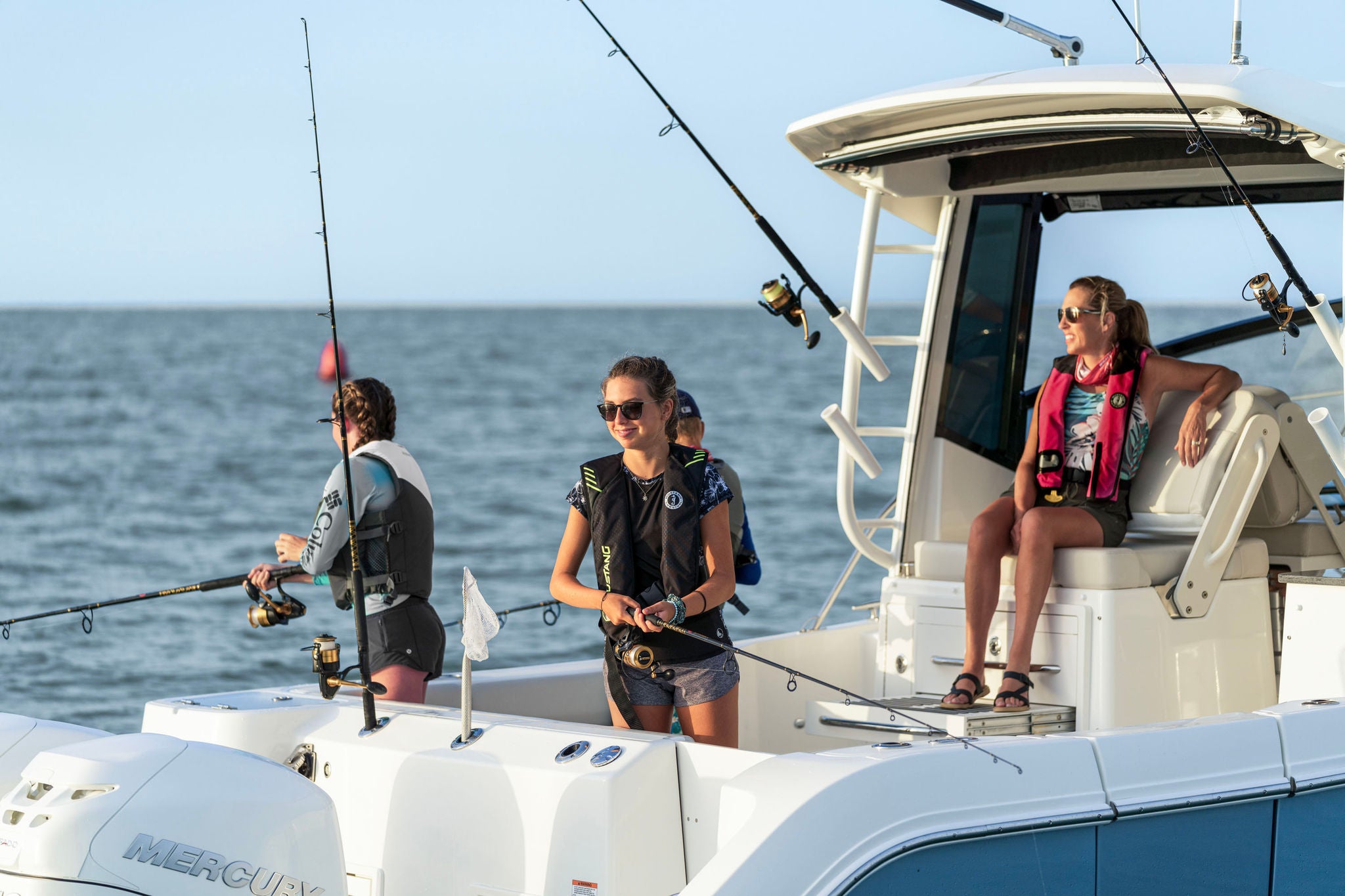 Boston Whaler 325 Request Lifestyle