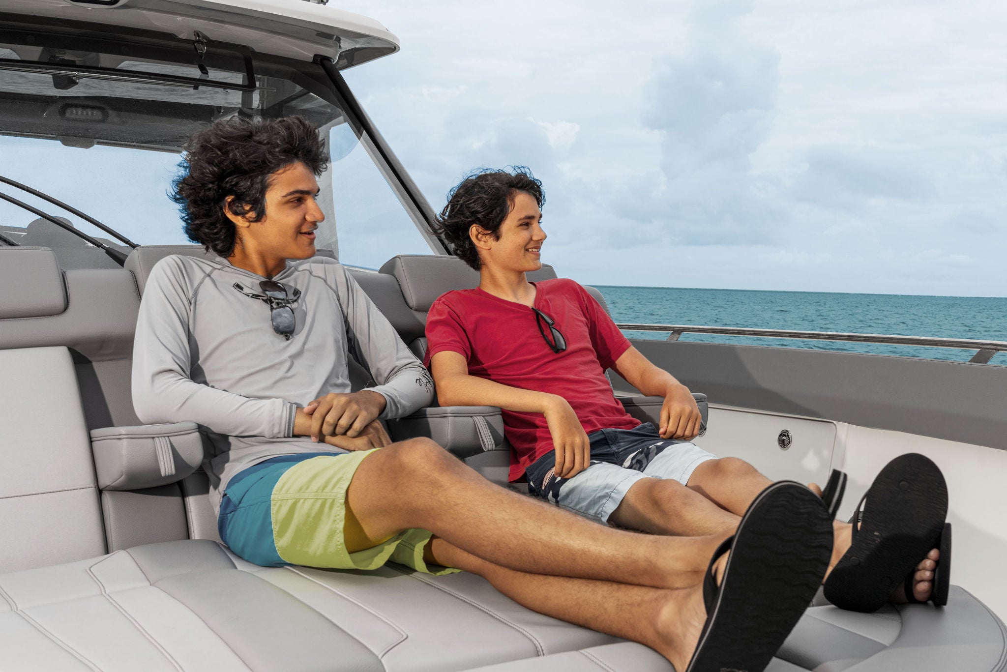 Boston Whaler 420 Outrage