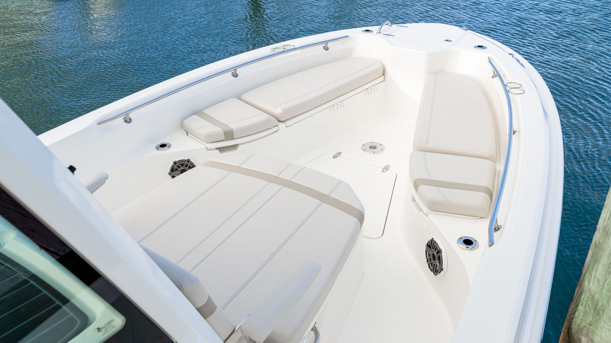 Boston Whaler 280 Dauntless Lifestyle