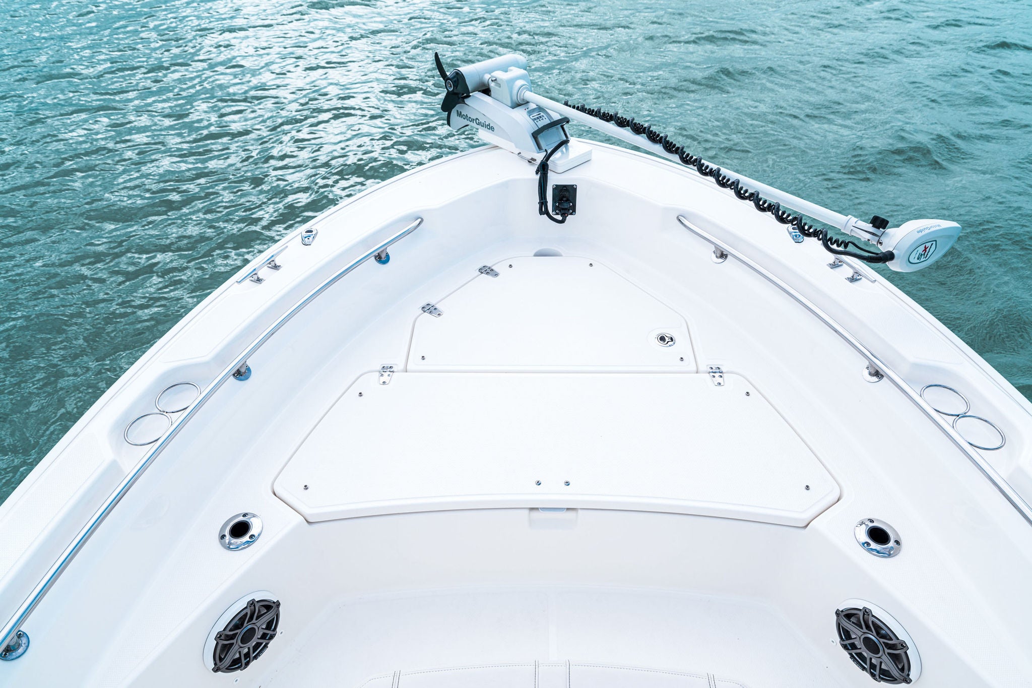 Boston Whaler 220 Dauntless Lifestyle