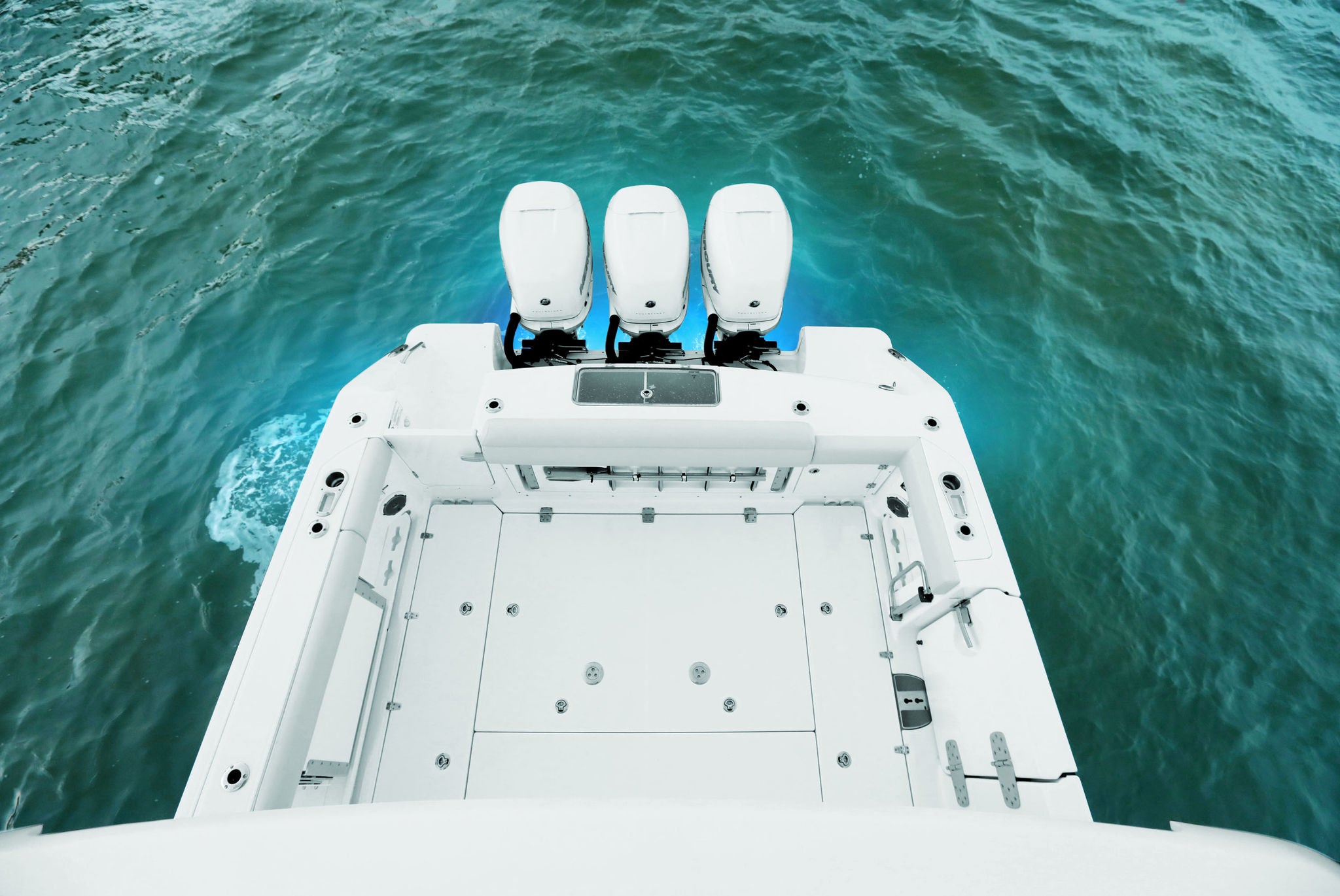 Boston Whaler 380 Outrage