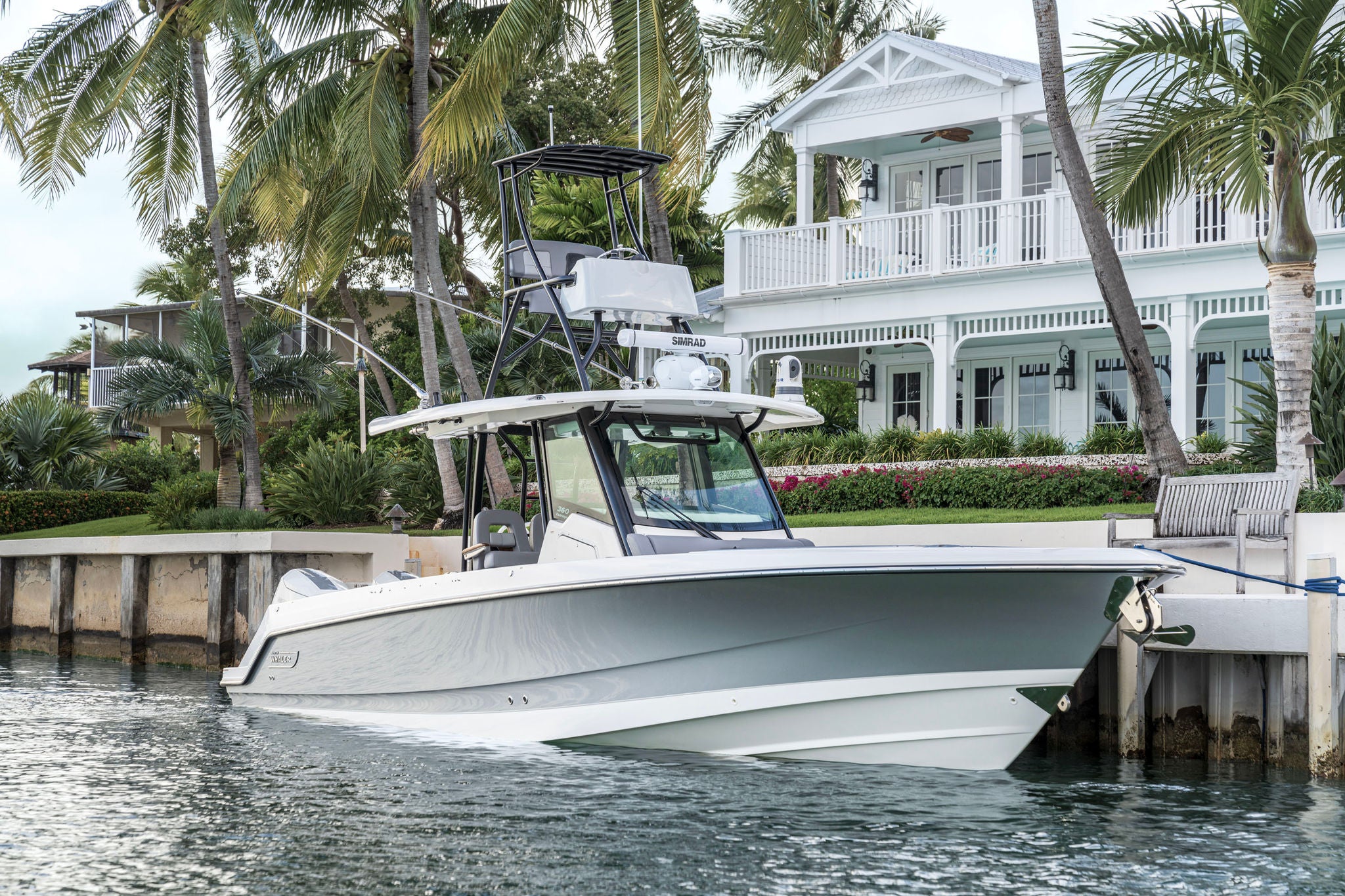 Boston Whaler 360 Outrage