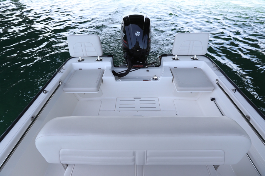 Seating - aft bench seat w/seat cushion